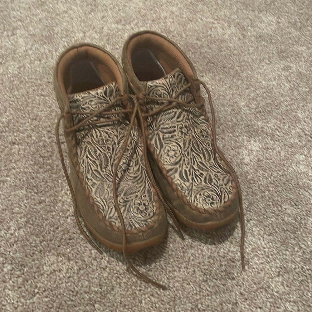 Twisted x tooled Mocs